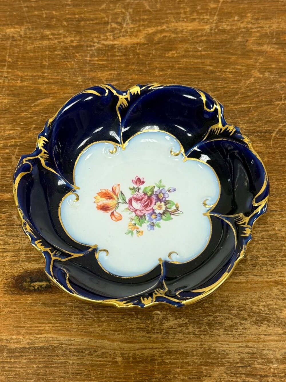 Vintage Jlmenau Graf Von Henneberg Cobalt Blue Bowl. KT217